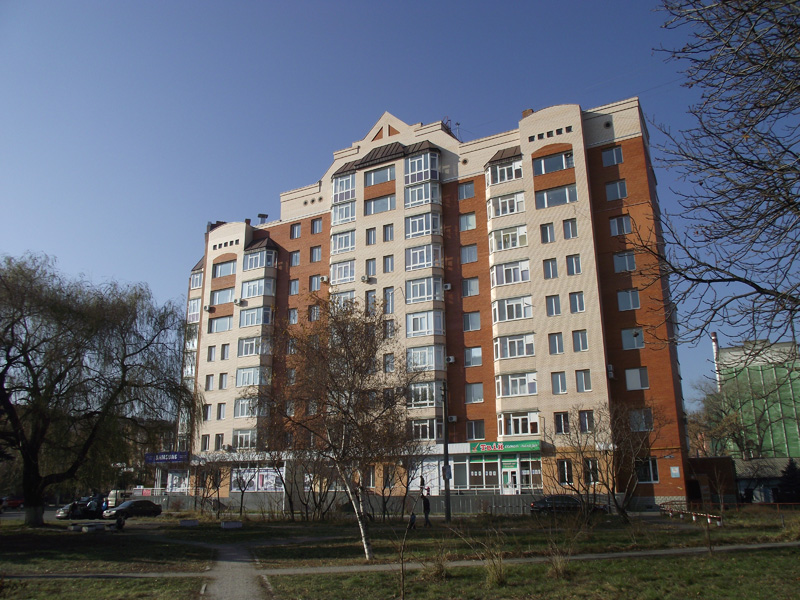 Фото Новострой на ул. Ленина, 40в в Украина, г. Полтава, ул. Ленина, 81